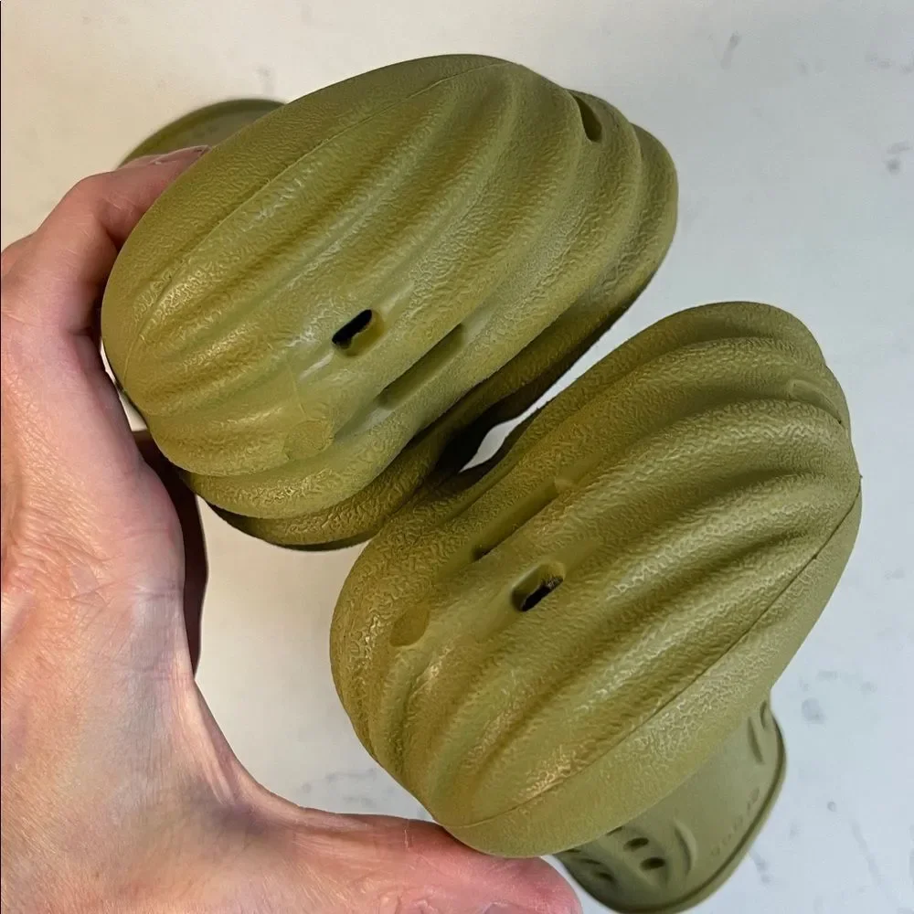 Crocs Echo Clogs 'Olive Green' Mens Size 8 Worn 3-4 Times